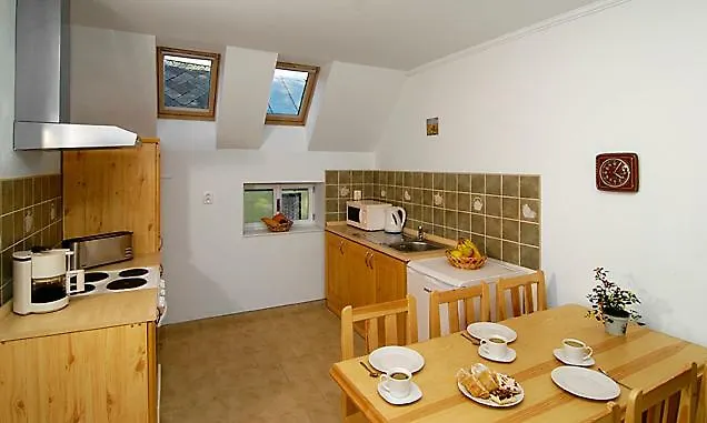 Paeitara Hof