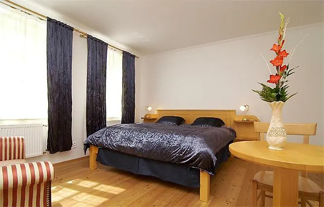 Paeitara Hof *